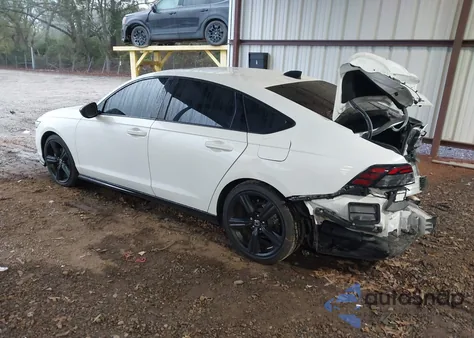 2024 Honda Accord Hybrid Sport-L z USA, uszkodzony, nr VIN 1HGCY2F75RA017990